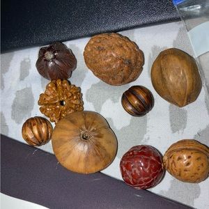 Mixed nuts beads